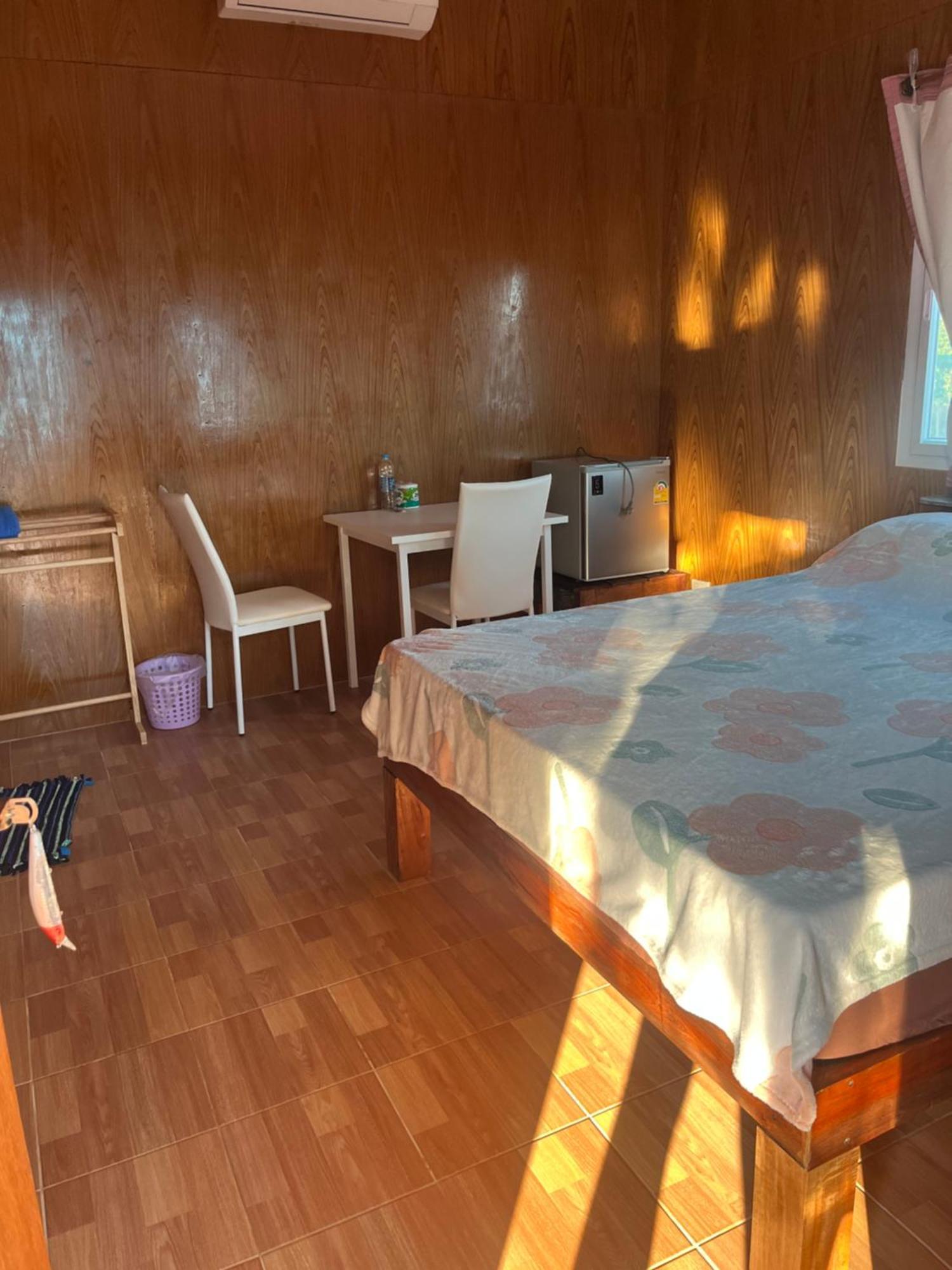 Baanlungmong Hotel Mak-sziget Kültér fotó